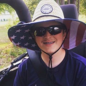 Meet your Posher, Cole